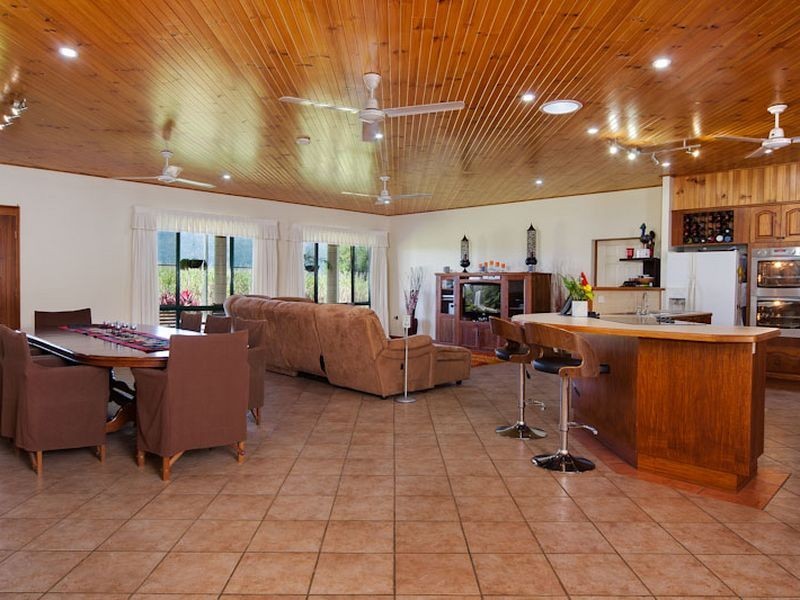 76 Keir Road, Tully QLD 4854