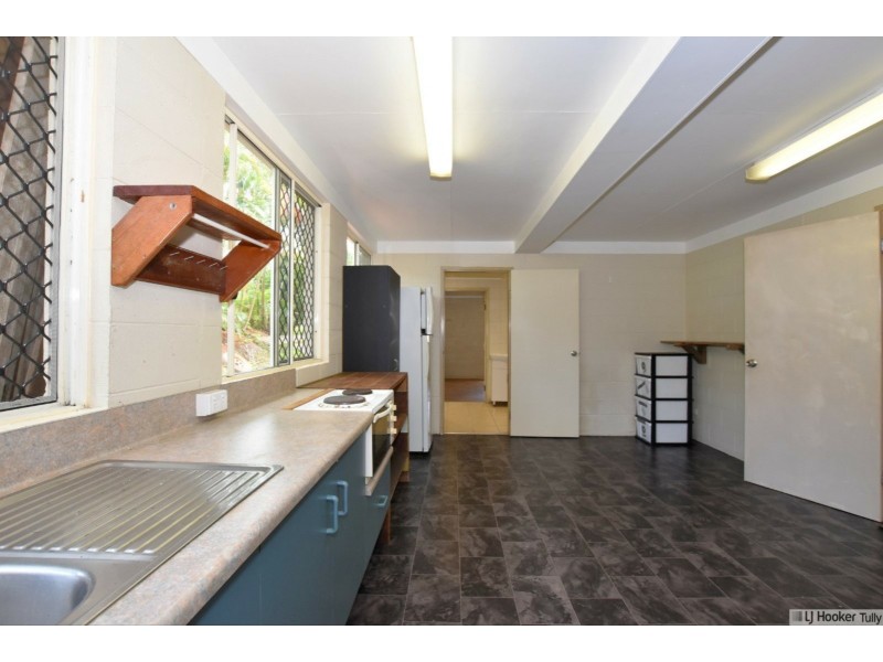 20 Watkins Street, Tully QLD 4854