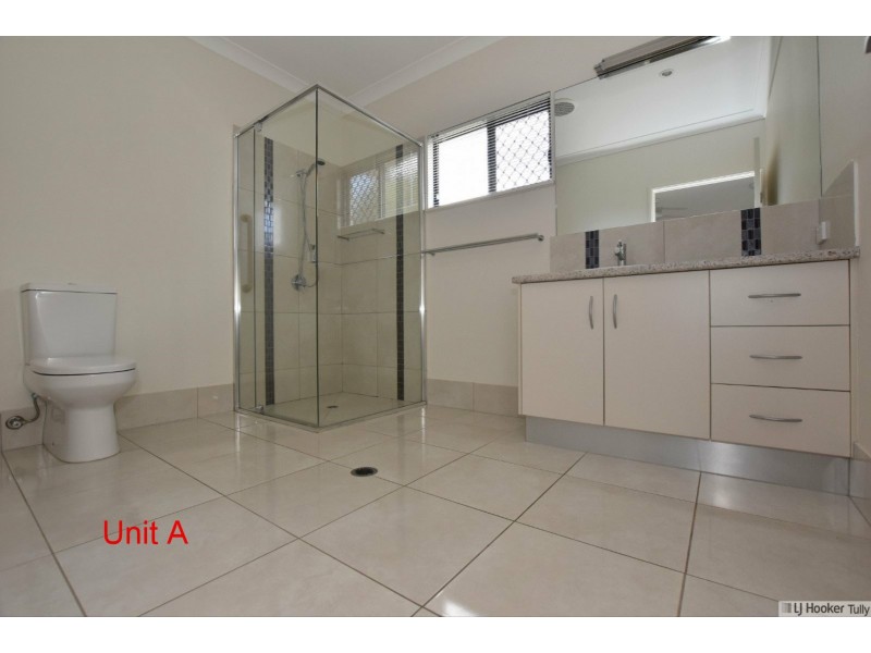 12 Pease Street, Tully QLD 4854