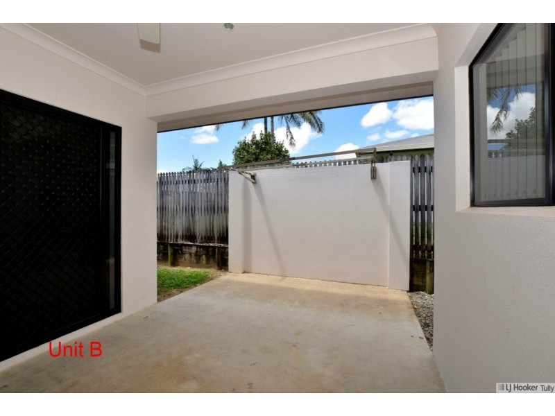 12 Pease Street, Tully QLD 4854