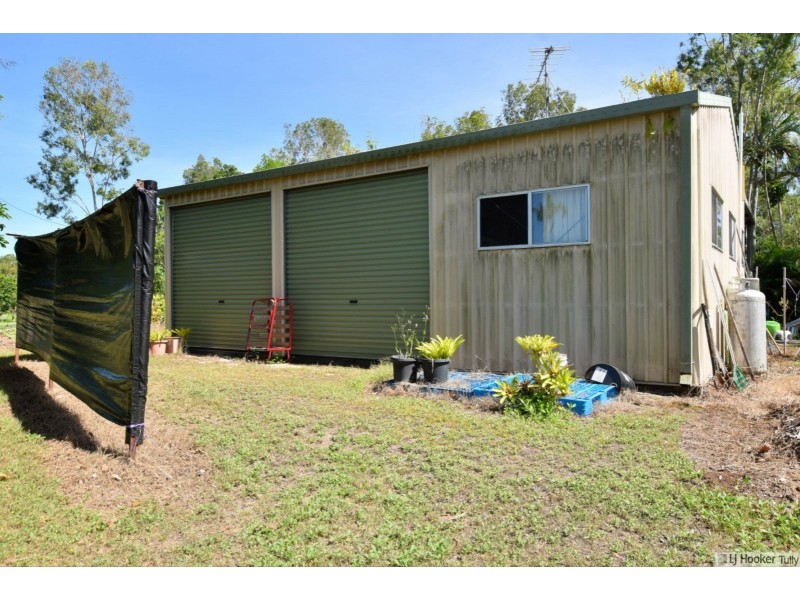 11 Paradise Palm Drive, Tully Heads QLD 4854