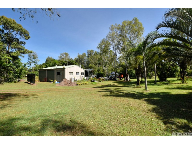 11 Paradise Palm Drive, Tully Heads QLD 4854