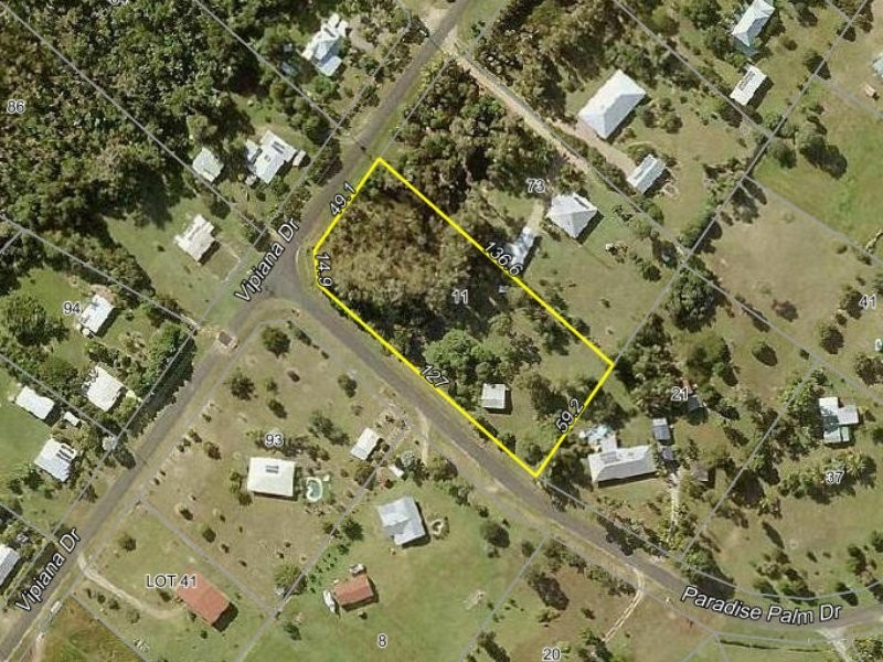 11 Paradise Palm Drive, Tully Heads QLD 4854