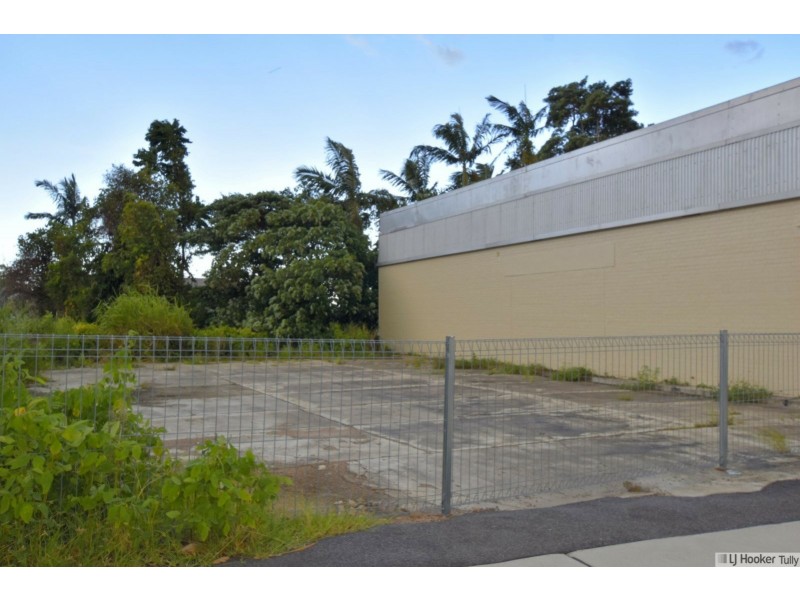 4a Watkins Street, Tully QLD 4854