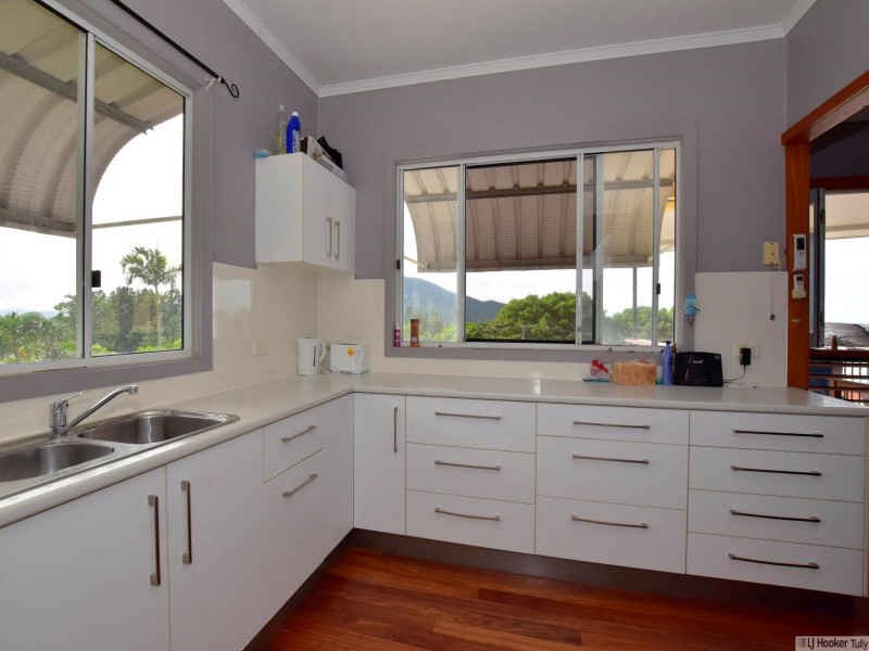 20 Hyatt Street, Tully QLD 4854