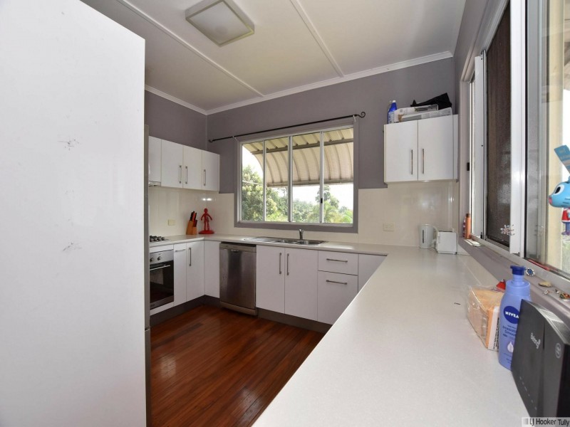 20 Hyatt Street, Tully QLD 4854