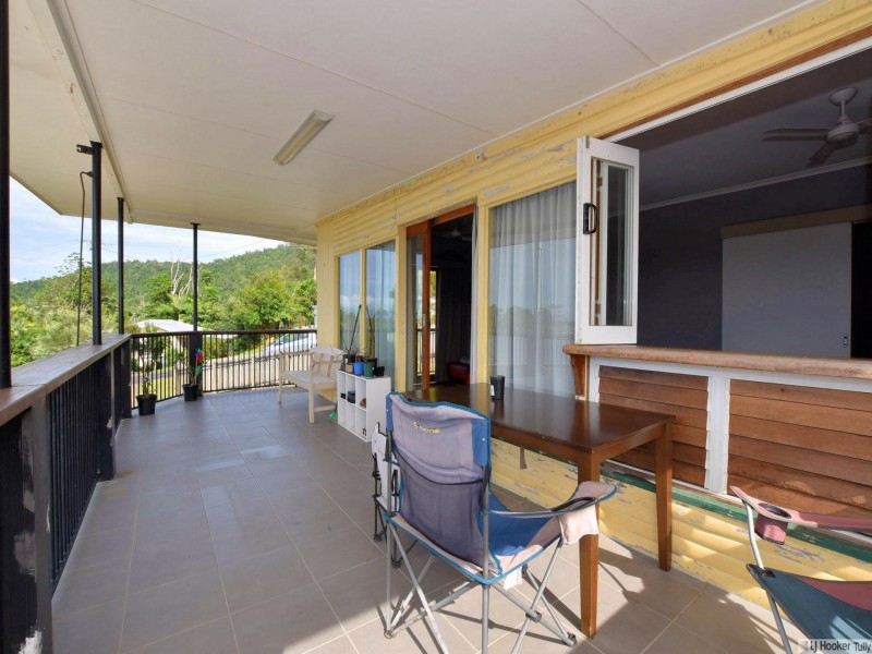20 Hyatt Street, Tully QLD 4854