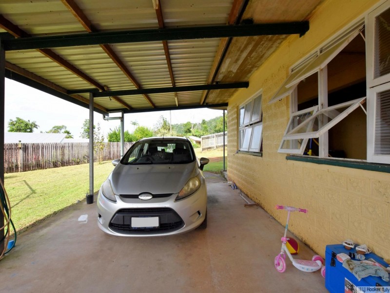 20 Hyatt Street, Tully QLD 4854