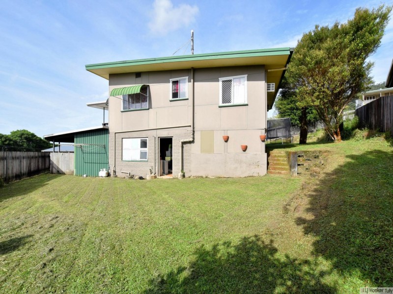 20 Hyatt Street, Tully QLD 4854