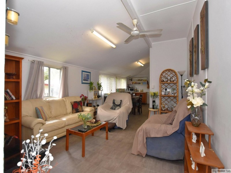 23 Trower Street, Tully QLD 4854