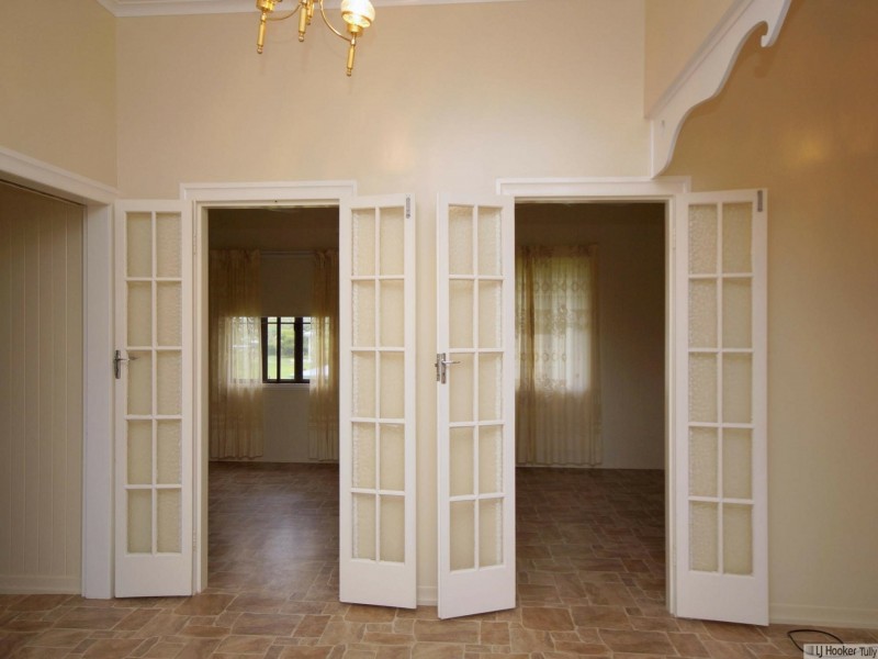 24 Murray Street, Tully QLD 4854