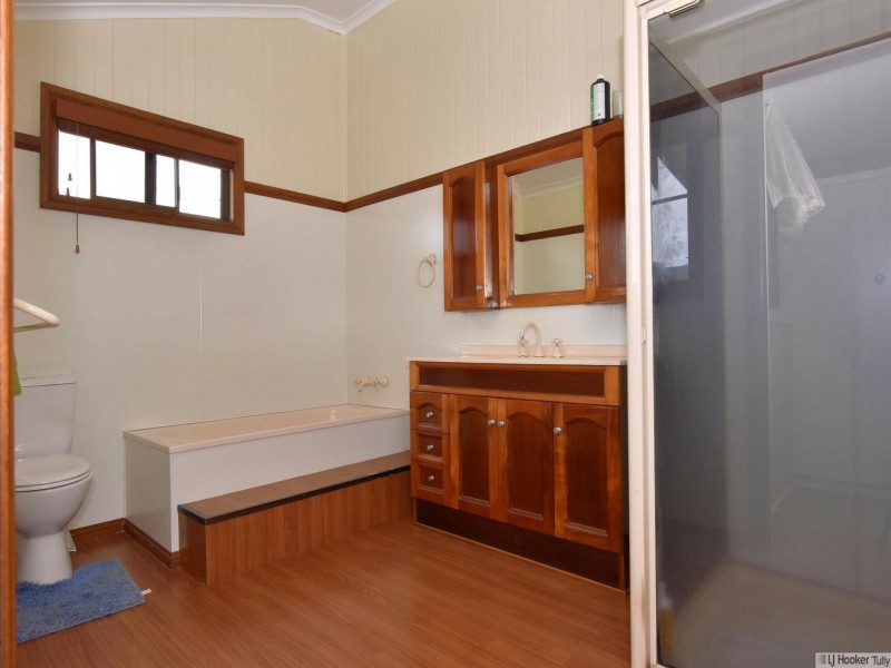 24 Murray Street, Tully QLD 4854