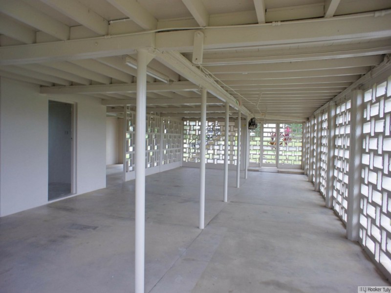 24 Murray Street, Tully QLD 4854