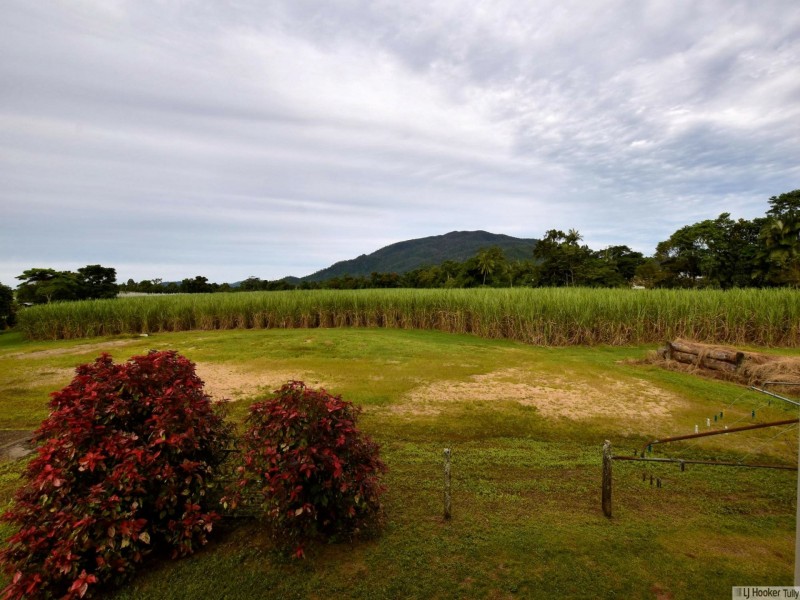24 Murray Street, Tully QLD 4854