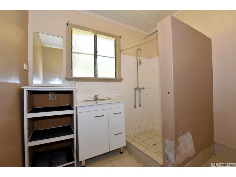 12B Geddes Street, Tully QLD 4854