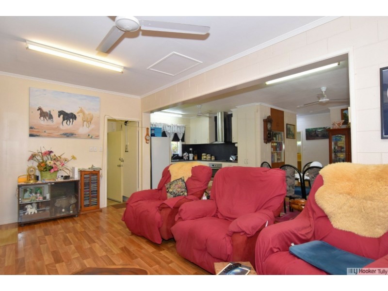 24 Hickory Street, Goondi Bend QLD 4860