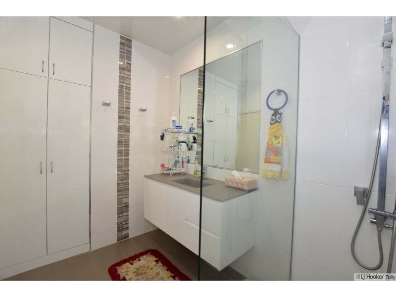 24 Hickory Street, Goondi Bend QLD 4860