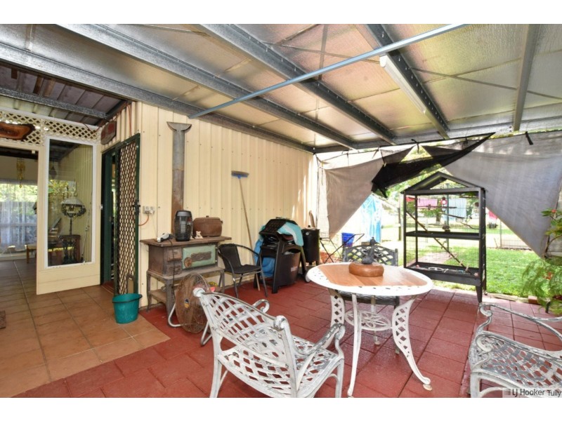 24 Hickory Street, Goondi Bend QLD 4860