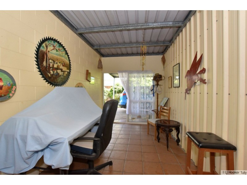 24 Hickory Street, Goondi Bend QLD 4860