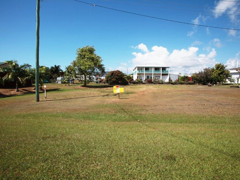 19 Hawthorne Drive, Kurrimine Beach QLD 4871