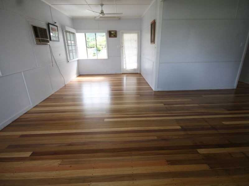 8 Cairns Street, Tully QLD 4854