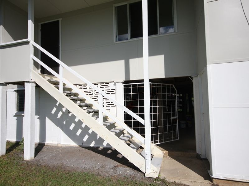 8 Cairns Street, Tully QLD 4854