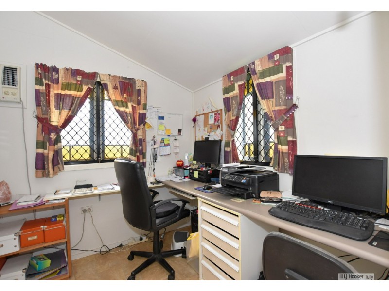 72 Bryant Street, Tully QLD 4854