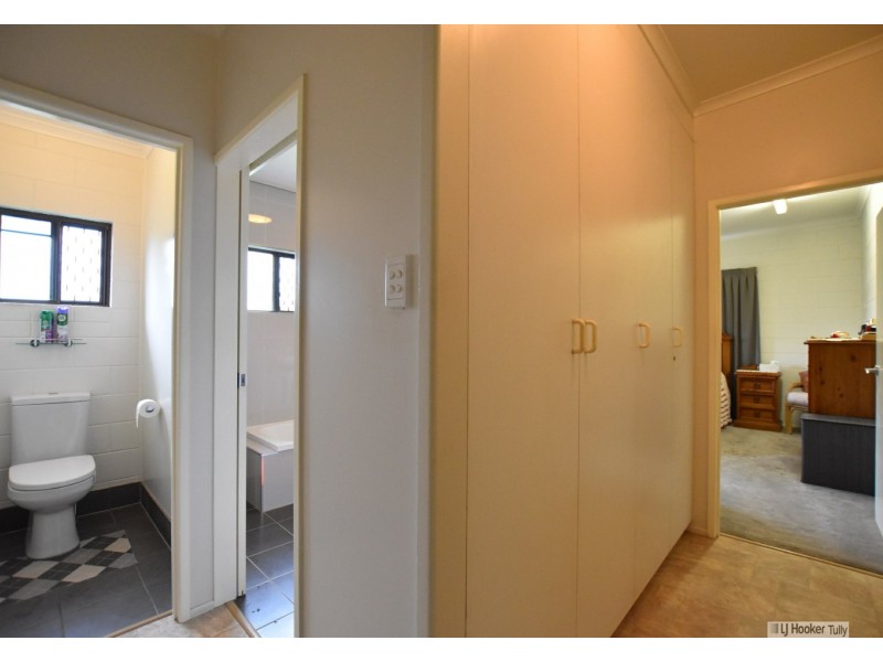 72 Bryant Street, Tully QLD 4854