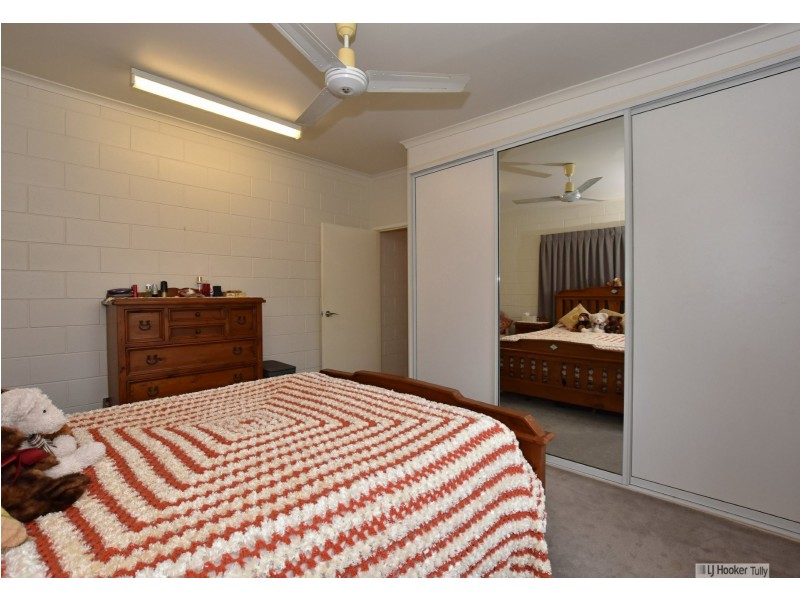 72 Bryant Street, Tully QLD 4854