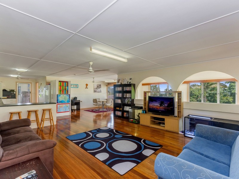 2 Bamber Street, Tully QLD 4854