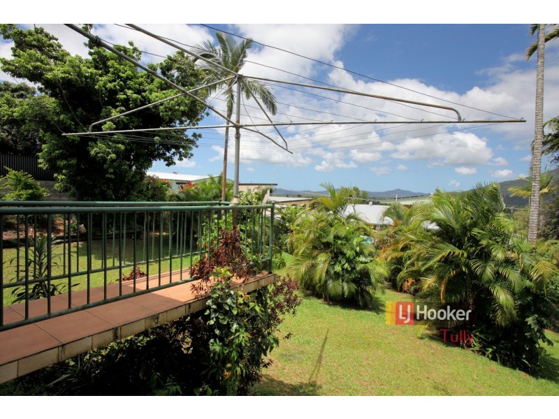 2 Bamber Street, Tully QLD 4854