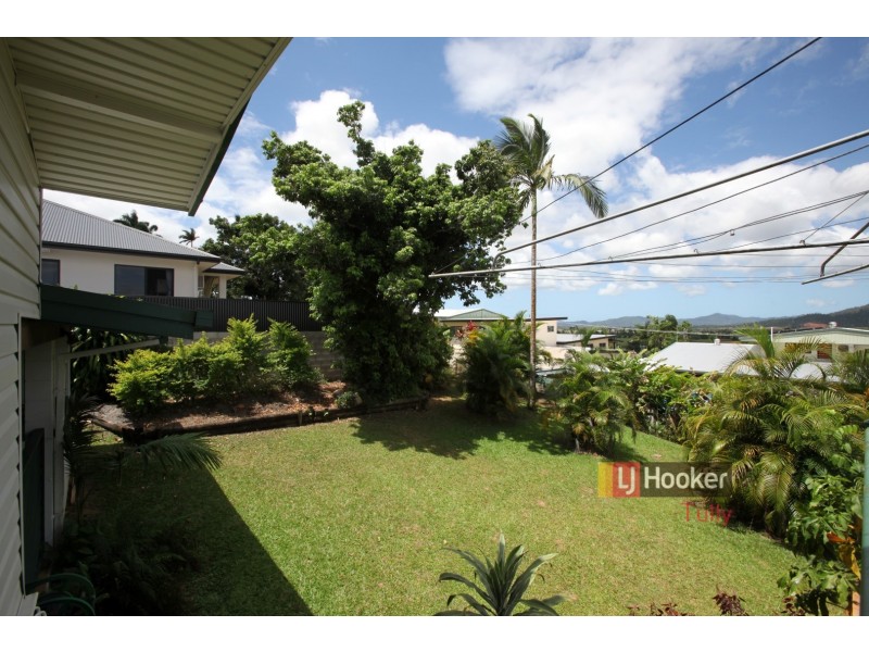 2 Bamber Street, Tully QLD 4854