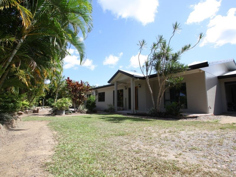7 Dinan Close, Tully QLD 4854