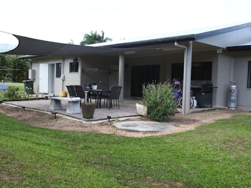 7 Dinan Close, Tully QLD 4854