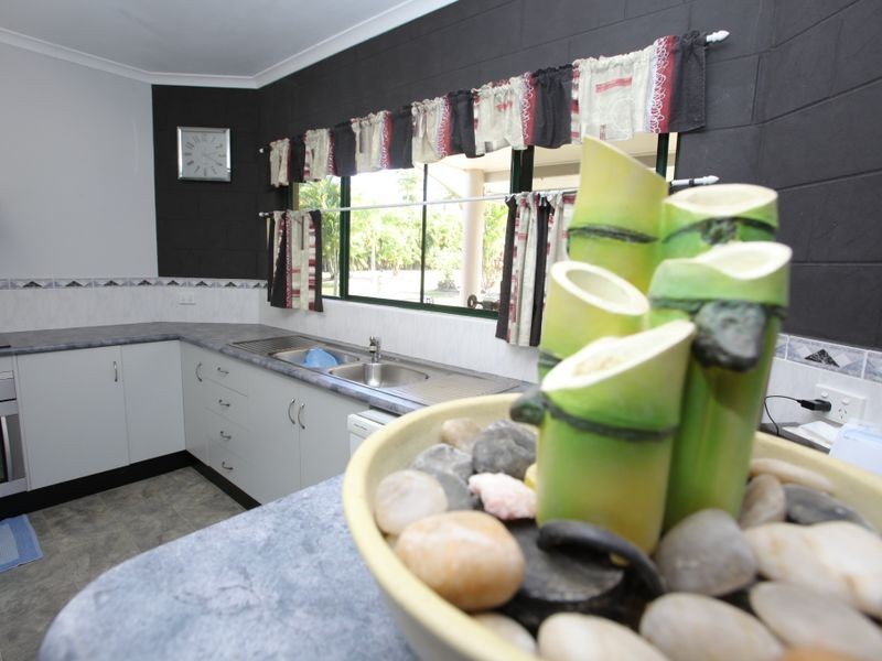 7 Dinan Close, Tully QLD 4854