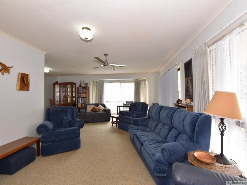 9 Briggs Street, Tully QLD 4854