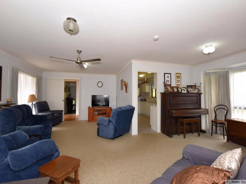 9 Briggs Street, Tully QLD 4854