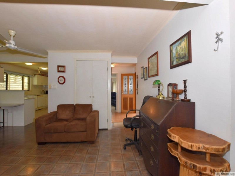 9 Briggs Street, Tully QLD 4854