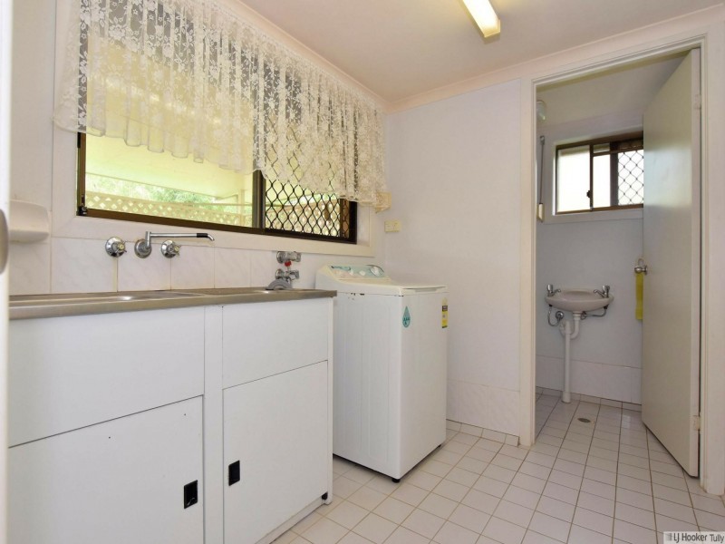 9 Briggs Street, Tully QLD 4854