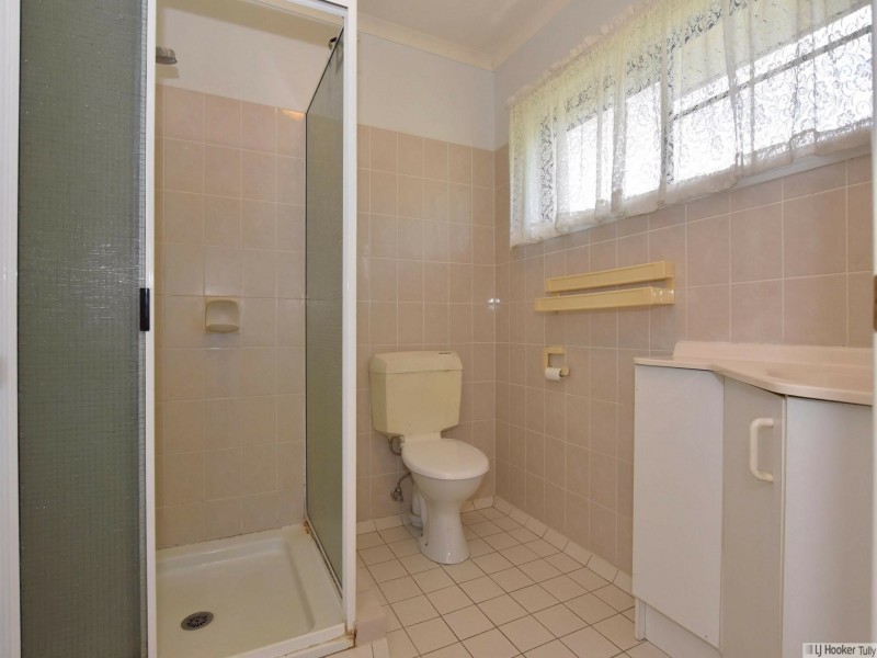 9 Briggs Street, Tully QLD 4854