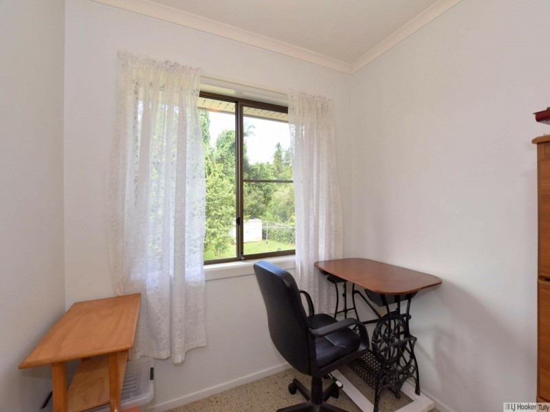 9 Briggs Street, Tully QLD 4854