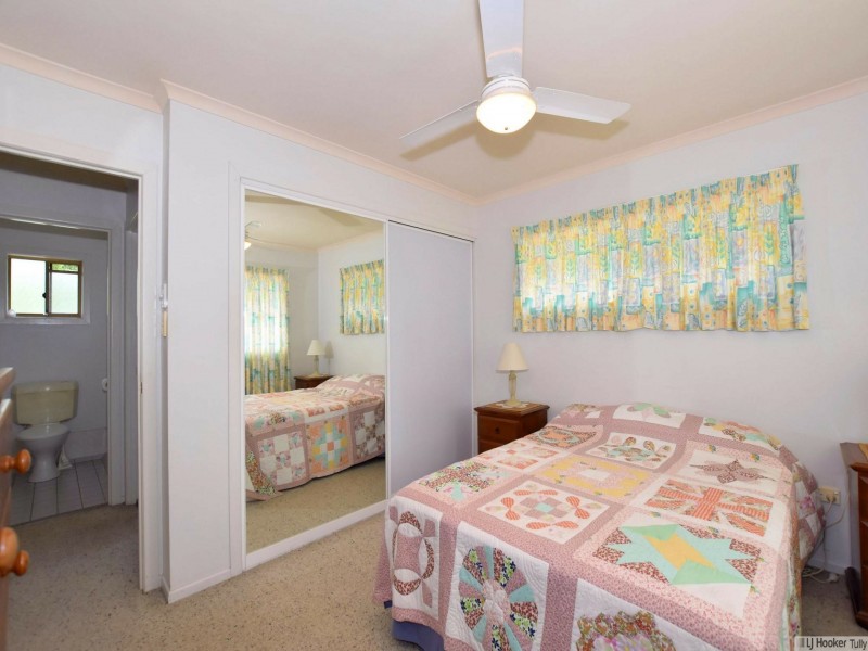 9 Briggs Street, Tully QLD 4854