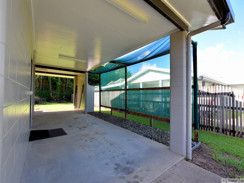 33 Hielscher Street, Tully QLD 4854