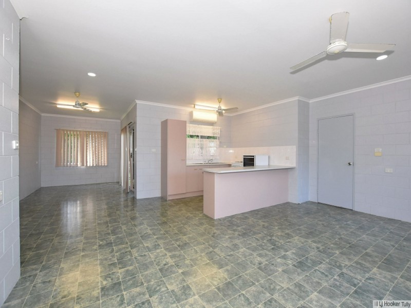 33 Hielscher Street, Tully QLD 4854