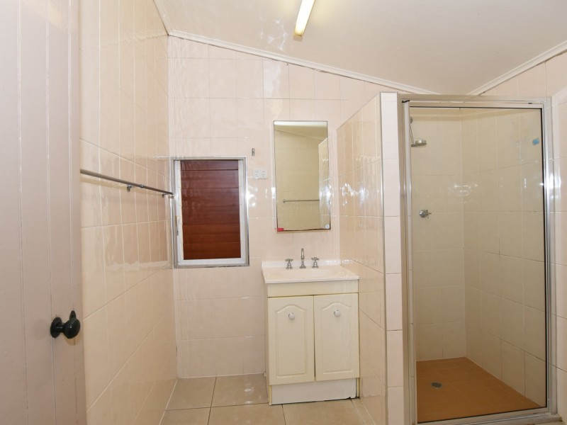 14 Davidson Road, Euramo QLD 4854