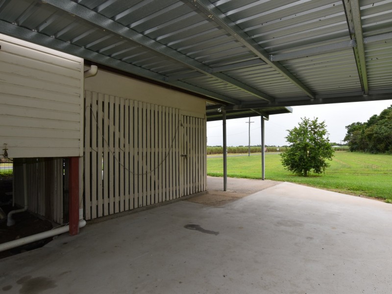 14 Davidson Road, Euramo QLD 4854