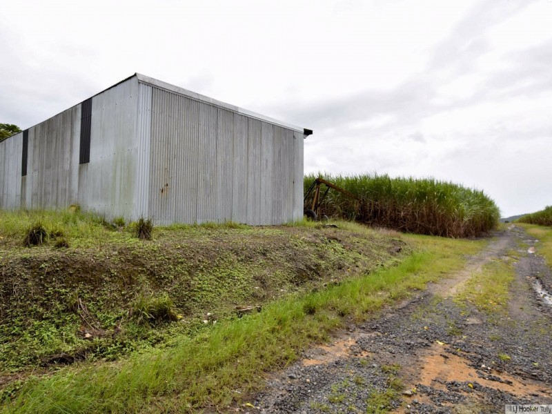 203 Murdering Point Road, Silkwood QLD 4856