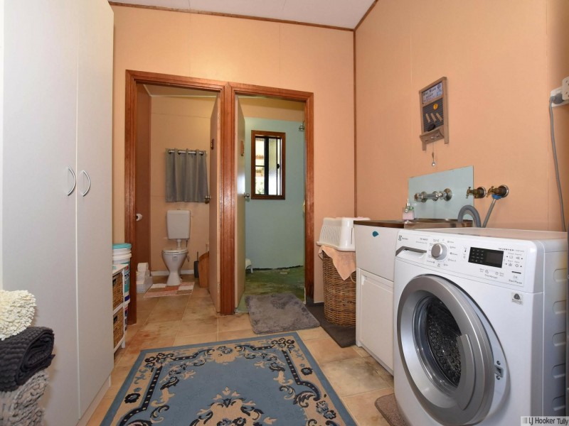 8 Grevillea Street, Tully Heads QLD 4854