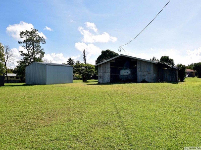 8 Grevillea Street, Tully Heads QLD 4854