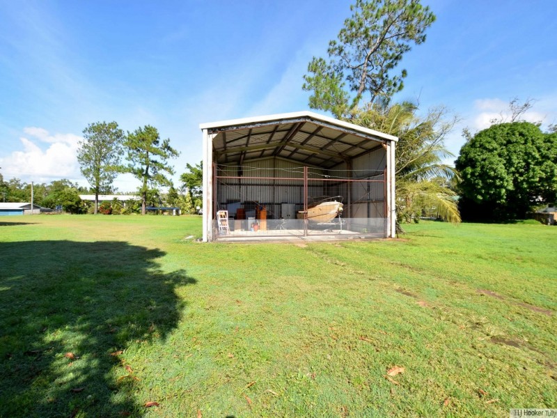 8 Grevillea Street, Tully Heads QLD 4854